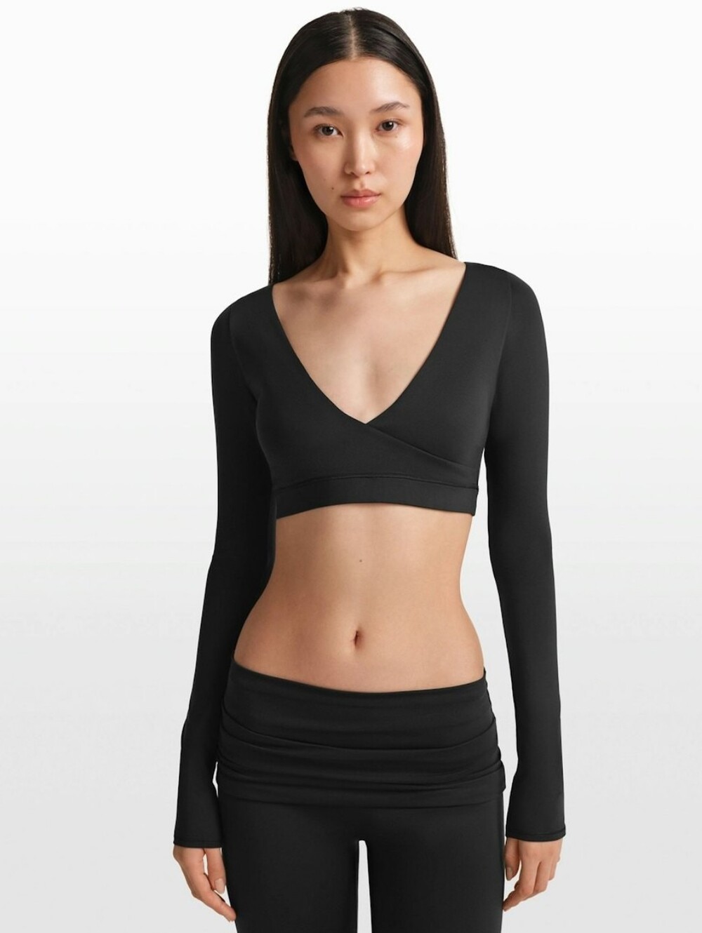 NikeSKIMS Women’s Black Long Sleeve Crop Sweatshirt